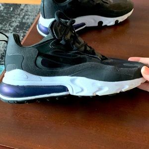 Nike Airmax 270 React